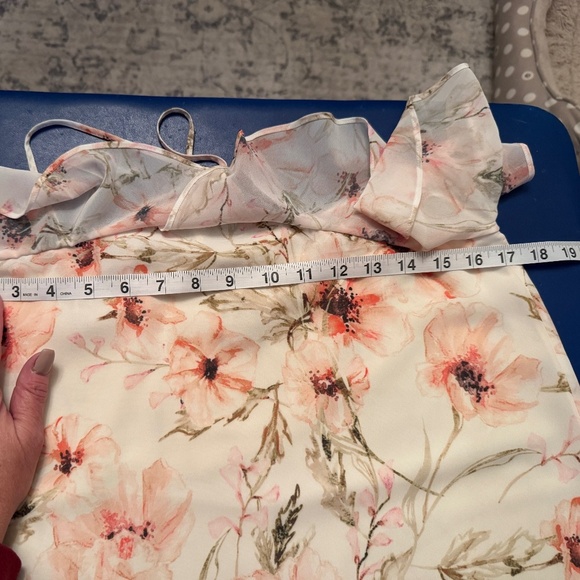 Haute Hippie Blush Pink Ashbery Flowy Halter Dress Size M. - Picture 7 of 8